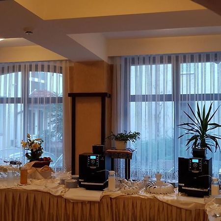 Hotel Retman Stary Toruń Exteriör bild