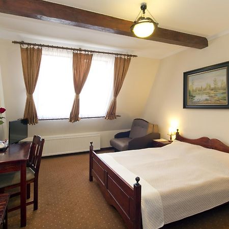 Hotel Retman Stary Toruń Exteriör bild
