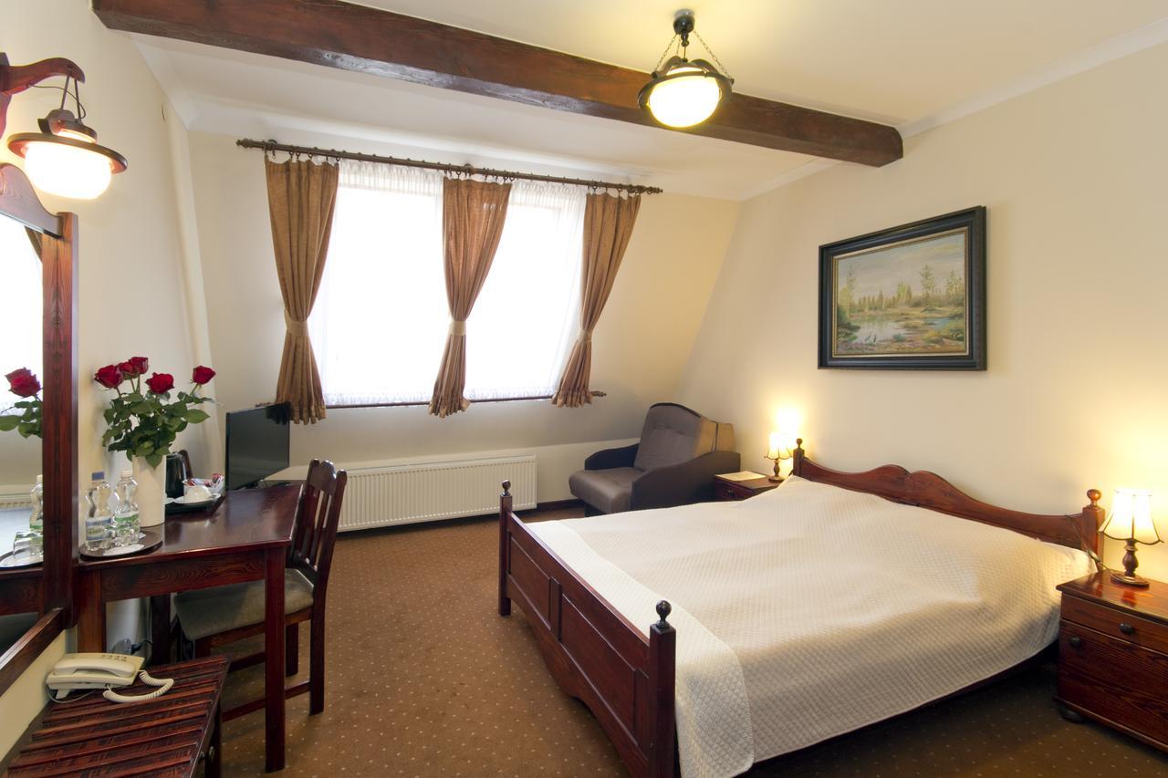 Hotel Retman Stary Toruń Exteriör bild
