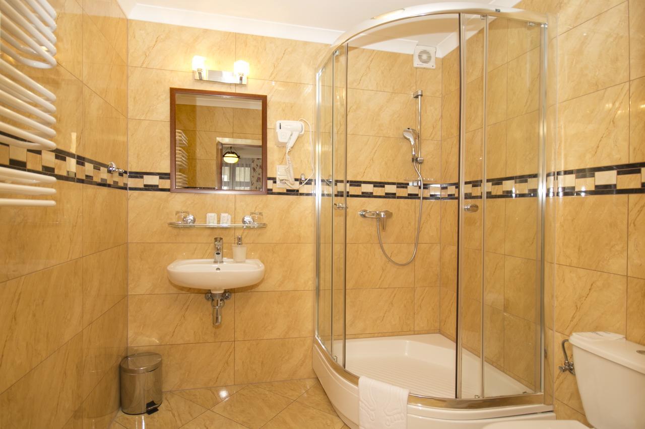 Hotel Retman Stary Toruń Exteriör bild